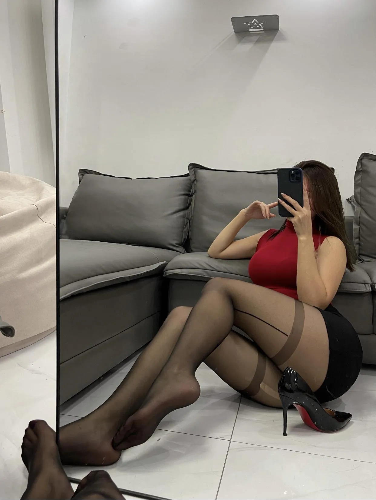 NO.019 陈大小姐-微密圈系列 – 完美的身材和脸蛋 [285P]插图1